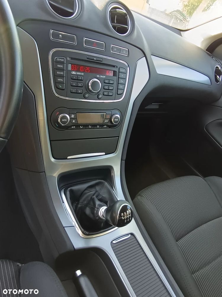 Ford Mondeo 2.0 TDCi Silver X - 8
