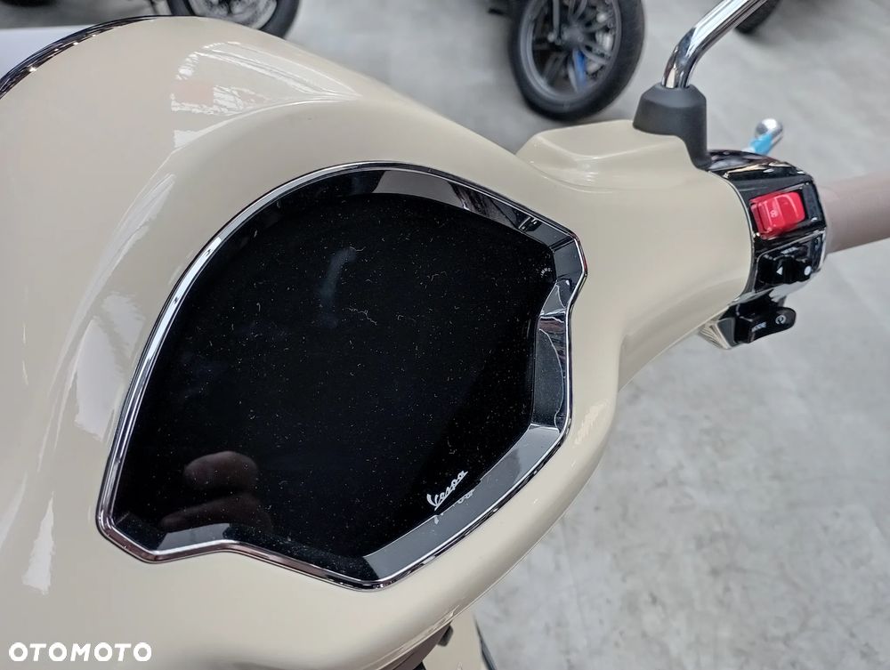 Vespa Primavera - 9