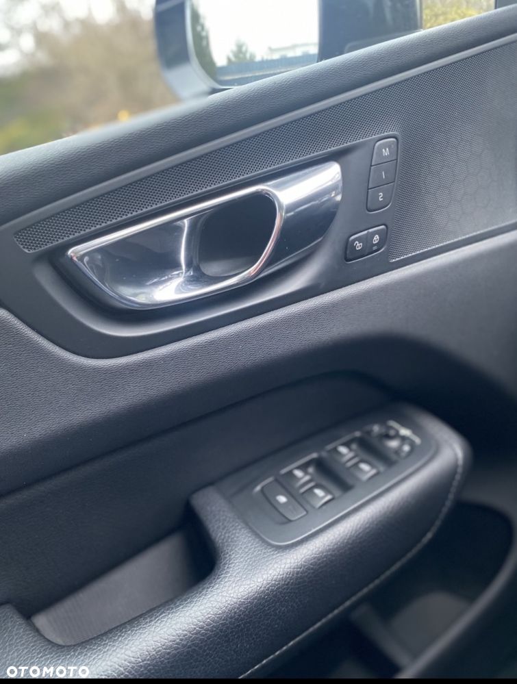 Volvo XC 60 D5 SCR AWD Inscription - 27