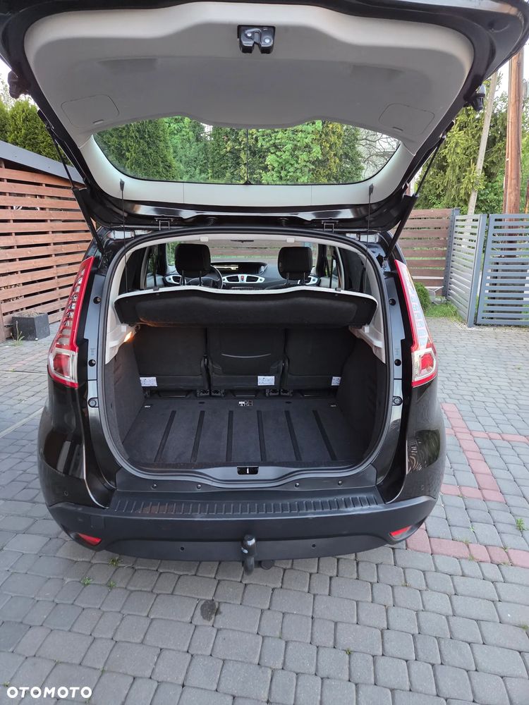 Renault Scenic 1.6 16V 110 Dynamique - 8