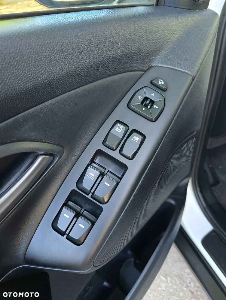 Hyundai ix35 - 32