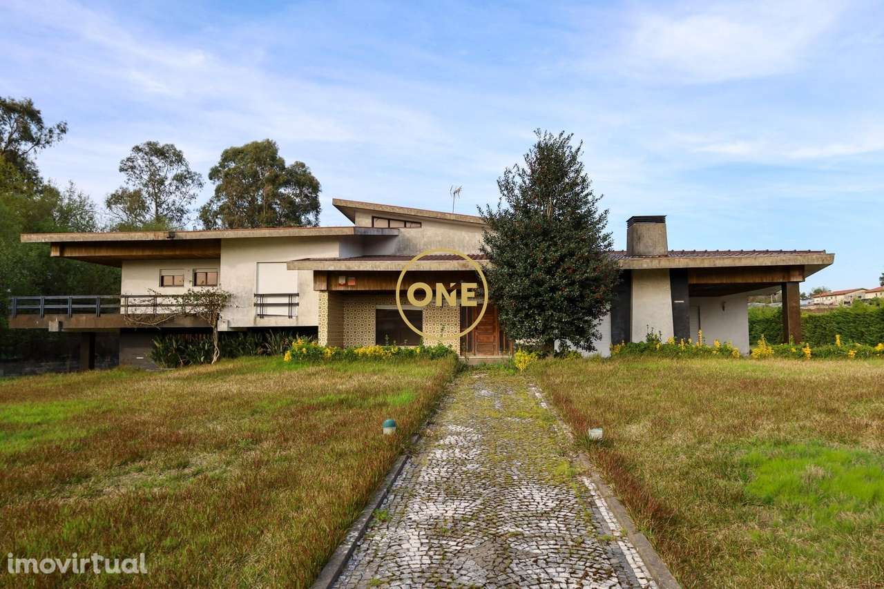 Moradia T5 e Armazem - Grande imagem: 3/35