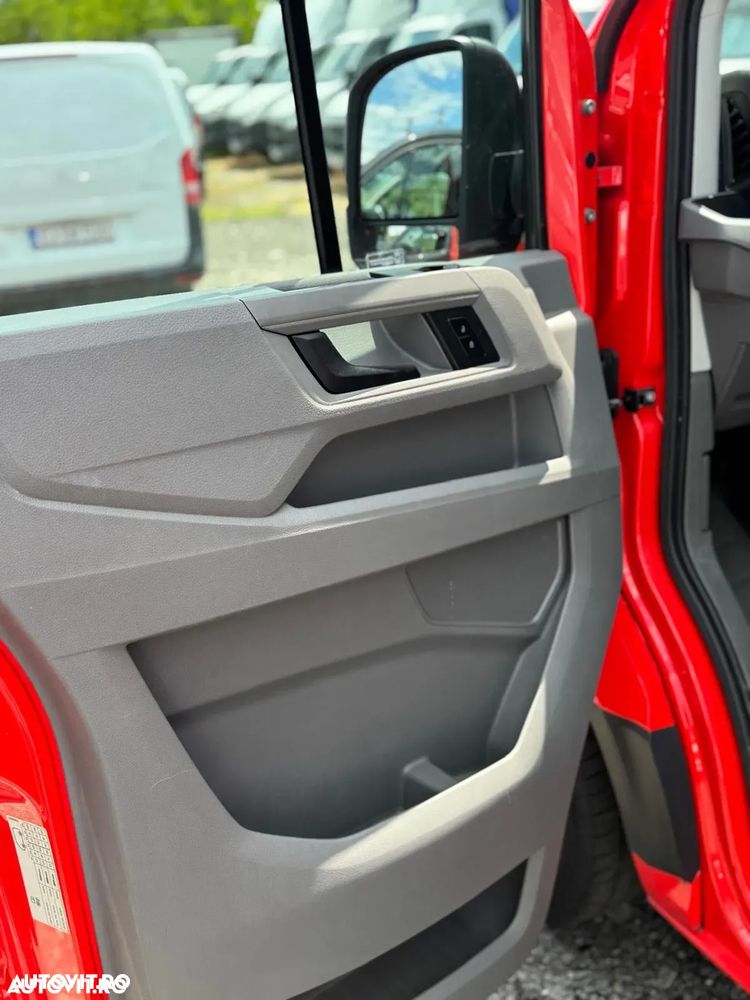 Volkswagen CRAFTER FRIGORIFIC/IZOTERMA model DOLPHIN - 10