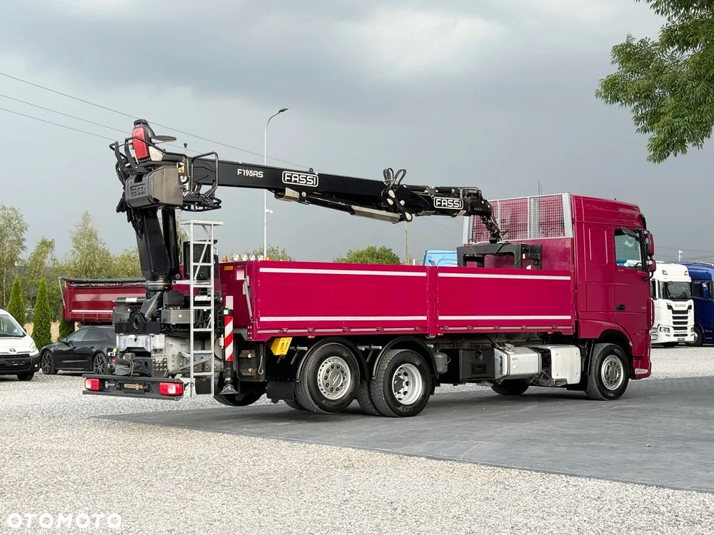 DAF XF 450/6X2/HDS HIAB FASSI F195AS/CAŁY NA PODUCHACH/CHWYTAK PALETOWY Z ROTATOREM/UDZWIG 1600 KG NA 11M/ Z NIEMIEC - 17