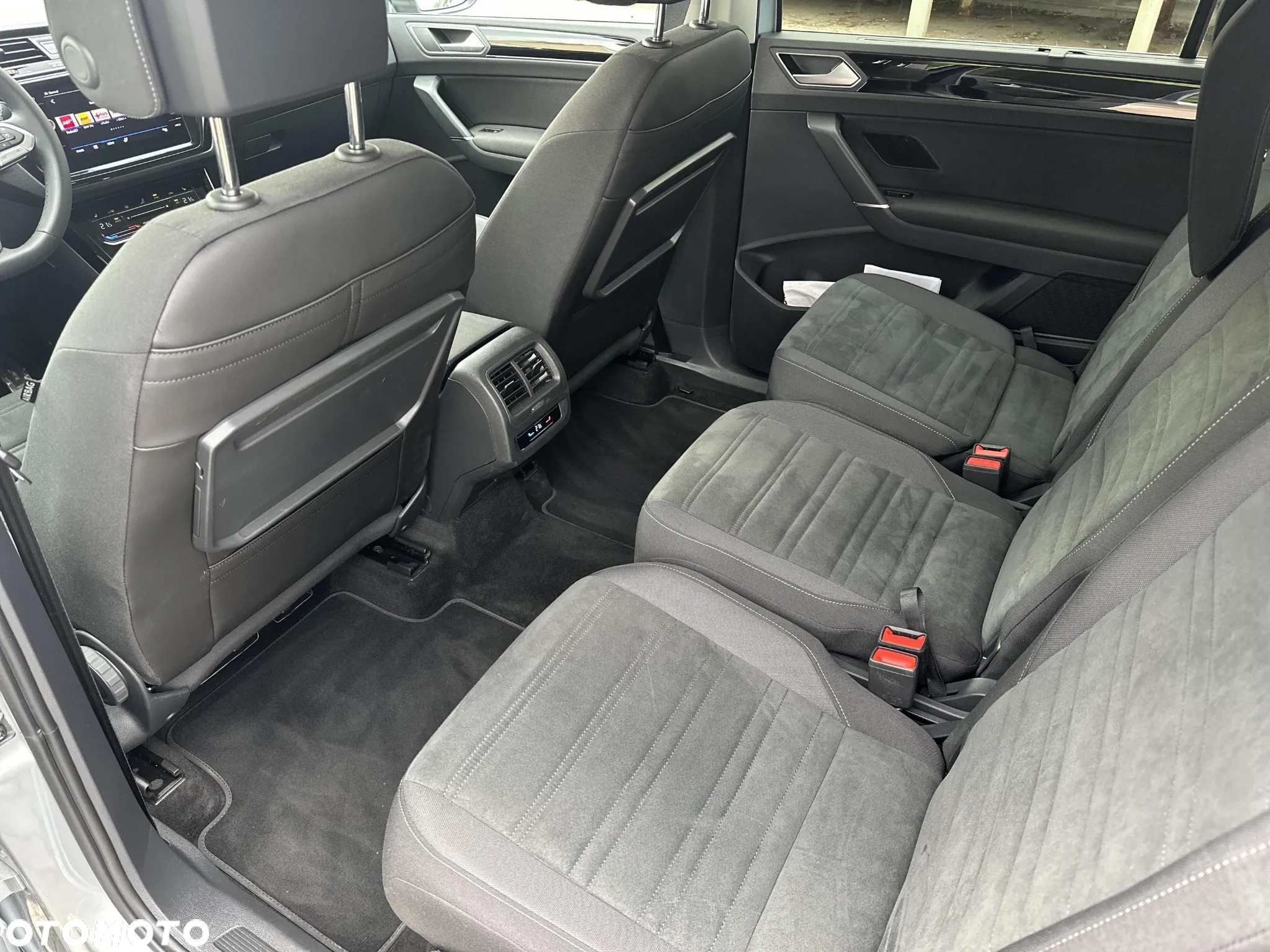 Volkswagen Touran 1.5 TSI EVO Highline DSG - 11