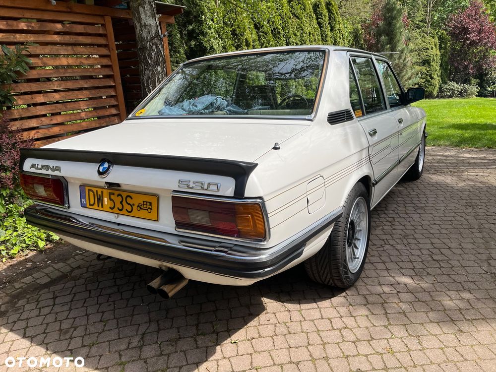 BMW Seria 5 528 i - 3