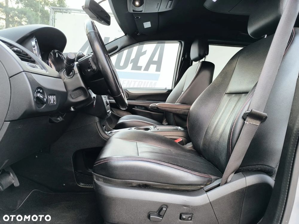 Dodge Grand Caravan 3.6 Express - 22