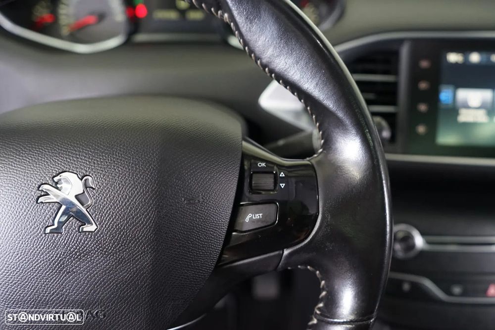 Peugeot 308 SW 1.6 BlueHDi Allure - 22