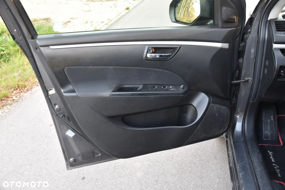Suzuki Swift 1.2 4x4 Club - 24