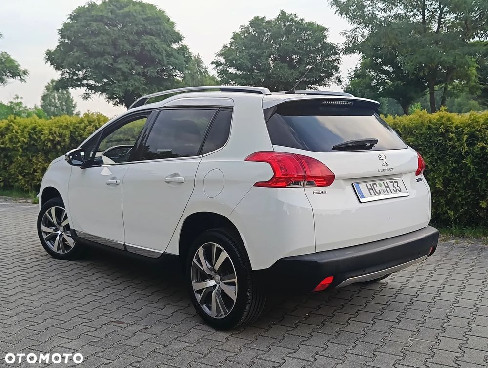 Peugeot 2008 1.6 BlueHDi Allure - 4