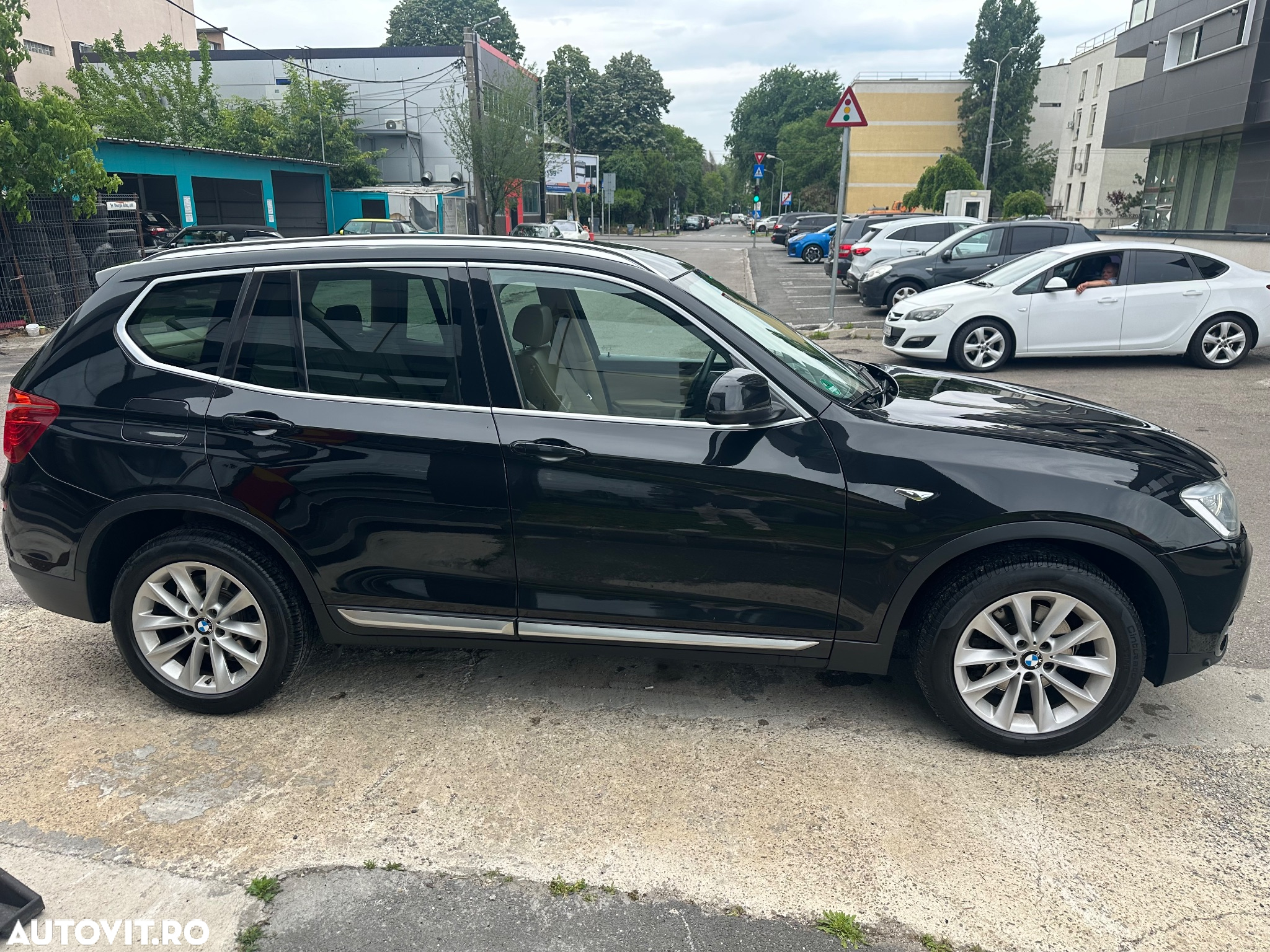 BMW X3 xDrive20d AT xLine - 4