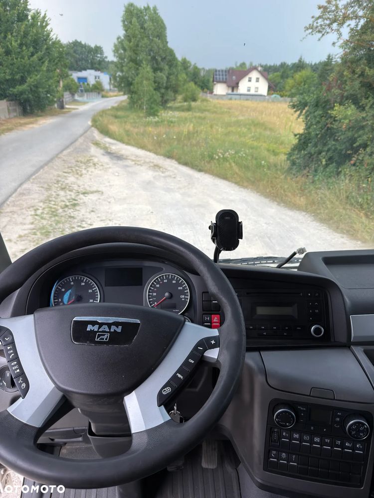 MAN TGX - 21