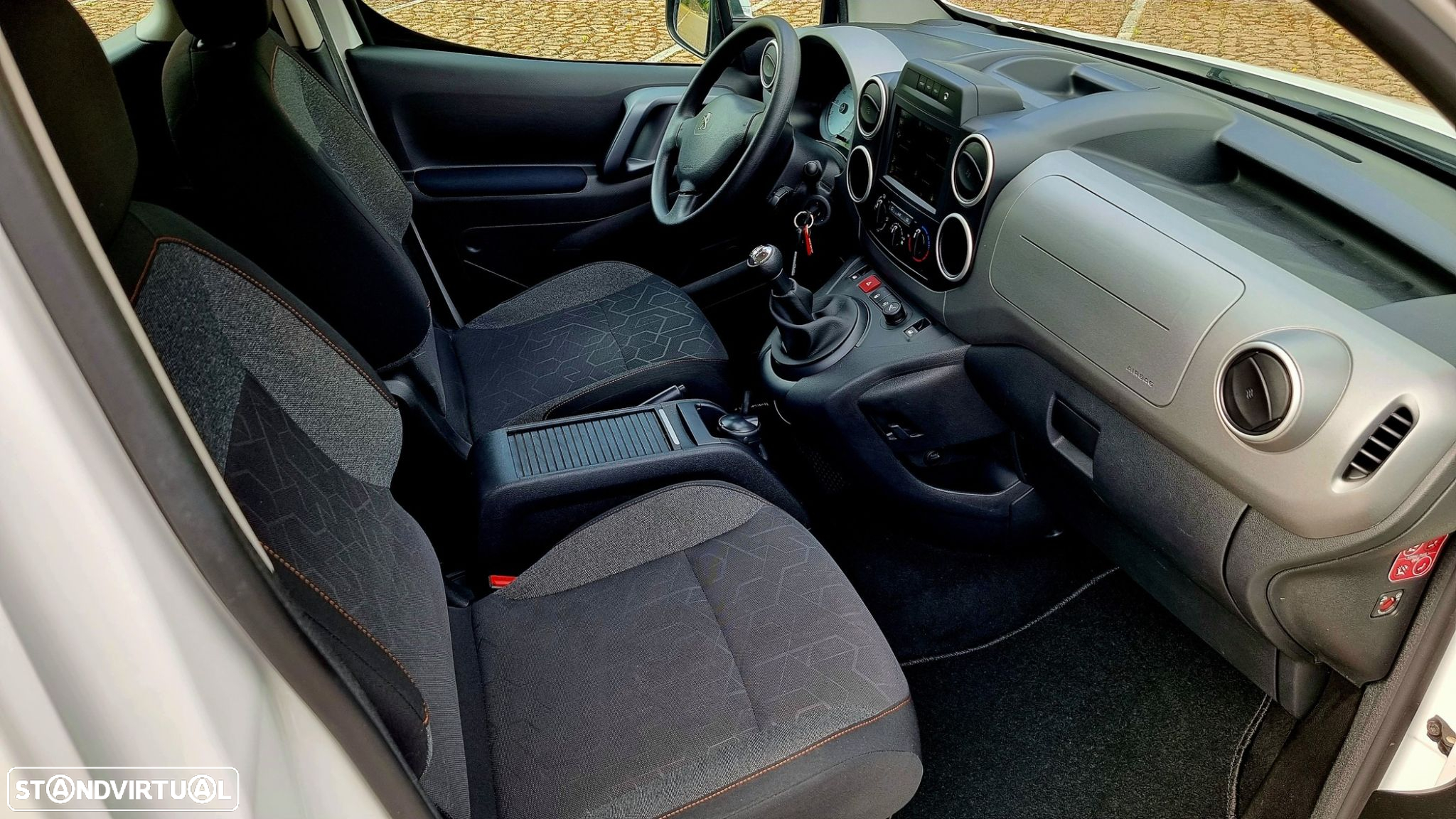 Peugeot Partner 1.6 BlueHDi Style - 15
