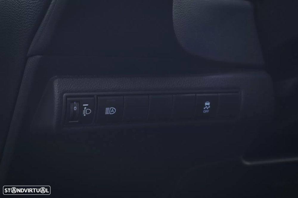 Toyota Corolla 1.8 Hybrid Exclusive - 9