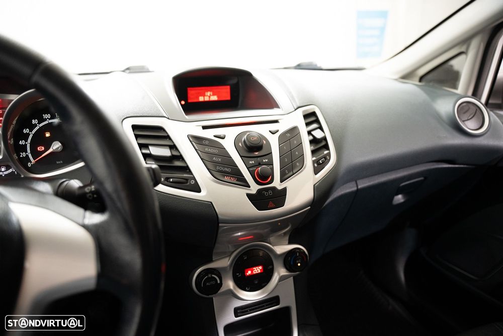 Ford Fiesta 1.25 Titanium - 5