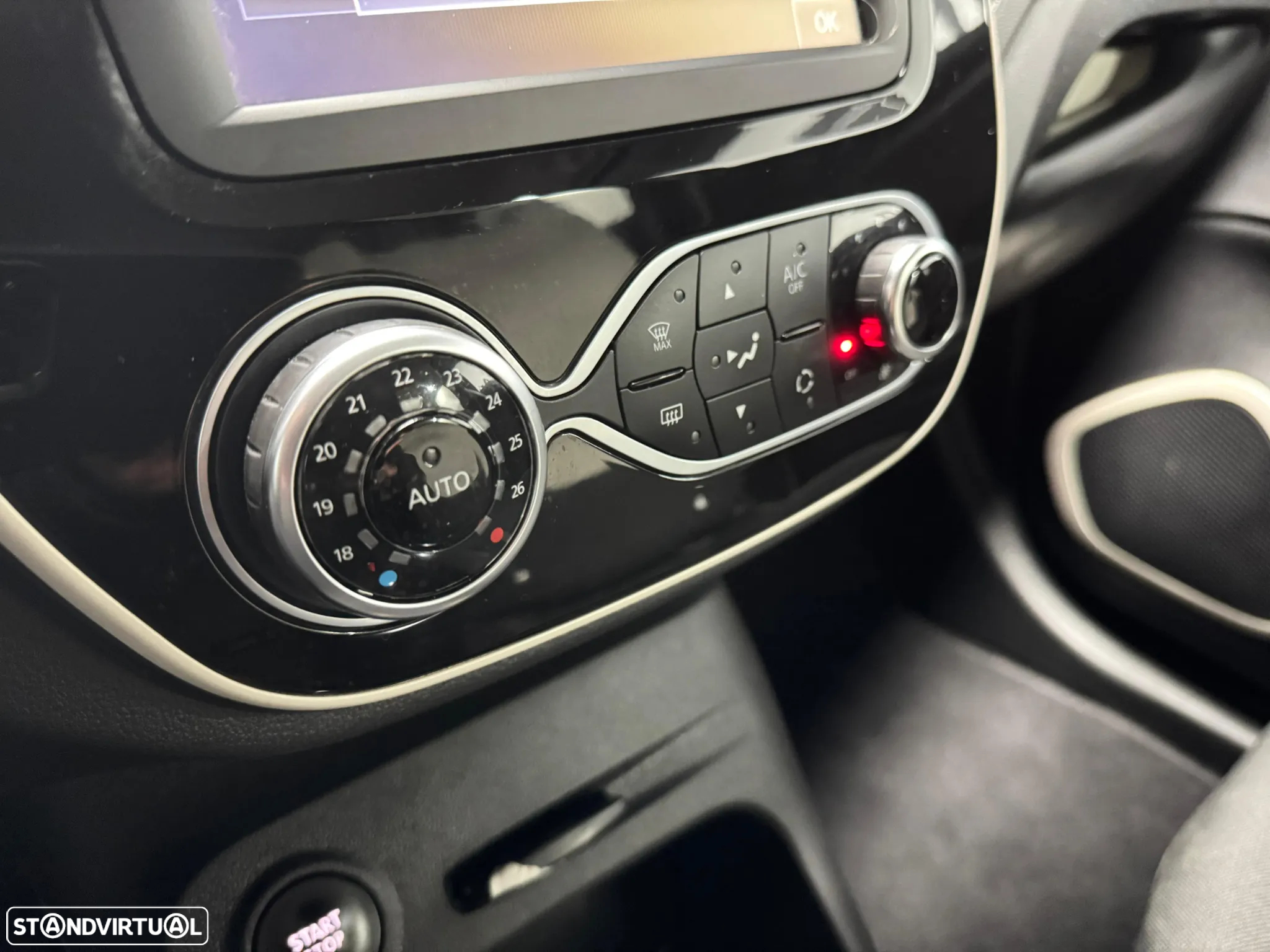 Renault Captur (ENERGY) TCe 90 INTENS - 11