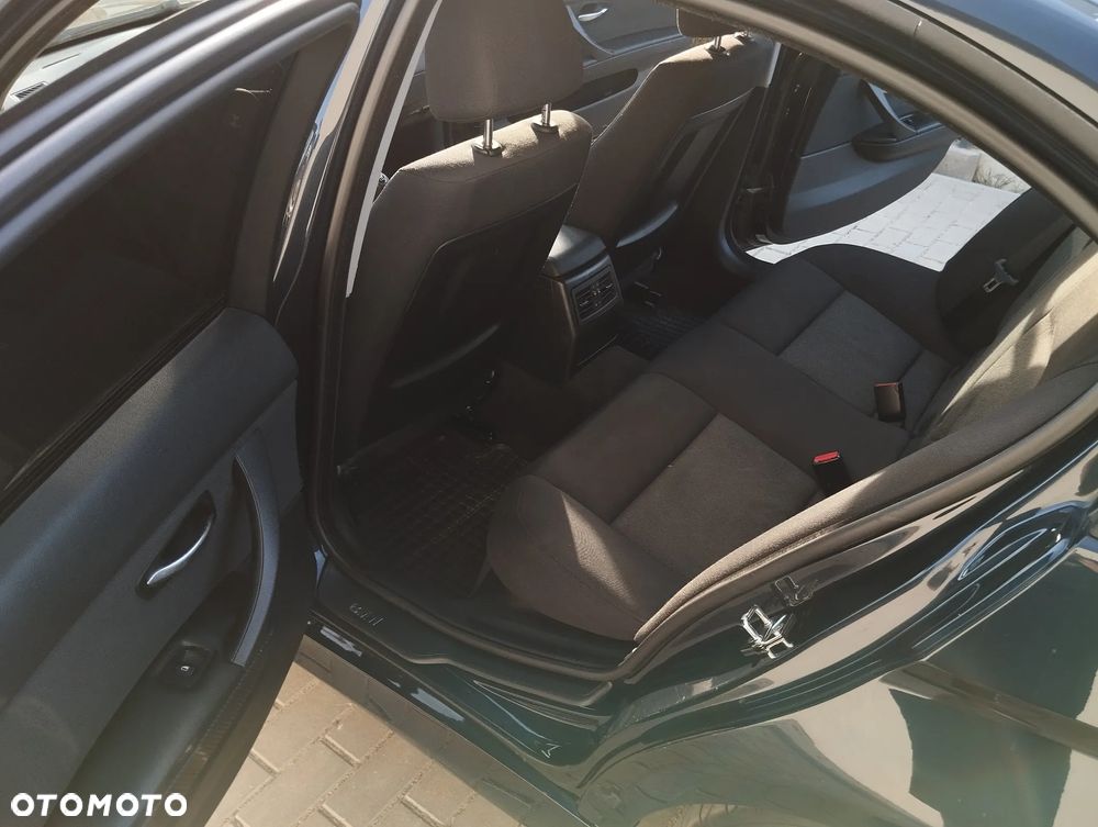 BMW Seria 3 - 20