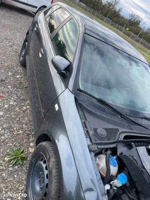 Dezmembrez Audi A3 an 2007 1.6 FSI cod BLF - 1
