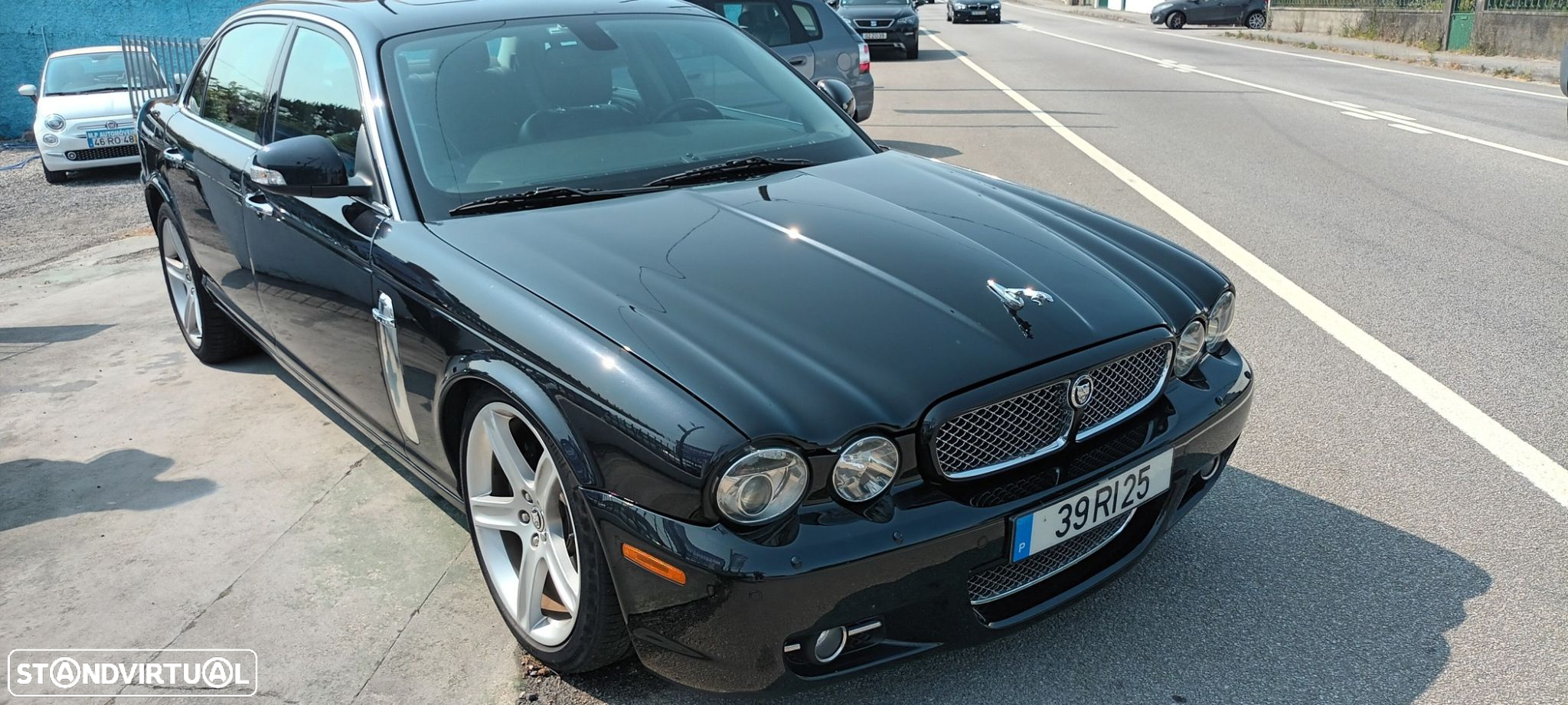 Jaguar XJ - 11