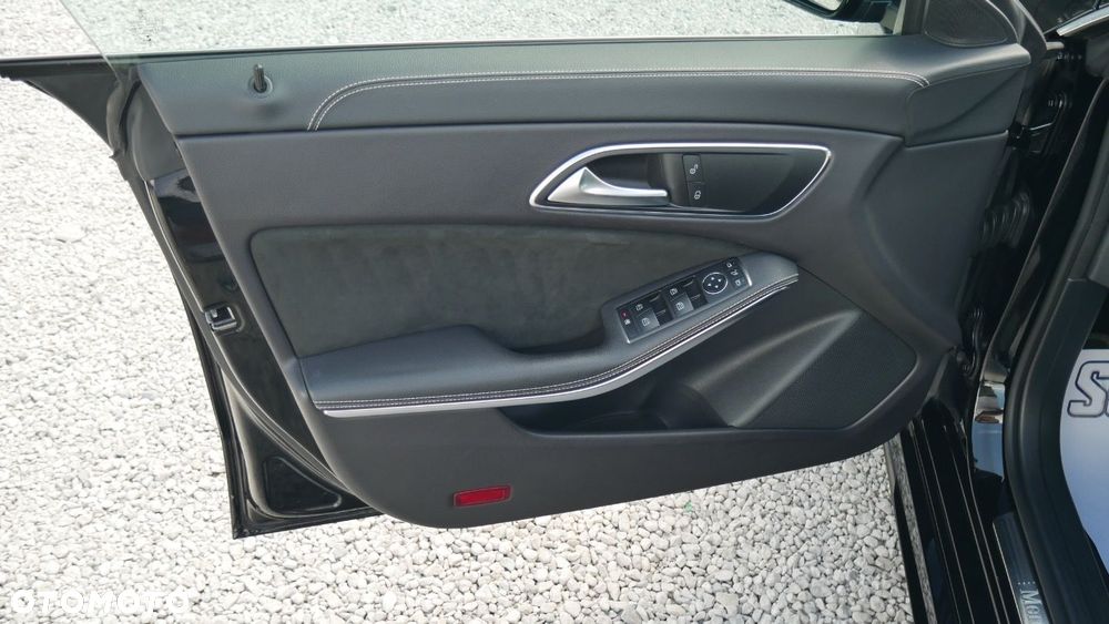Mercedes-Benz CLA - 13