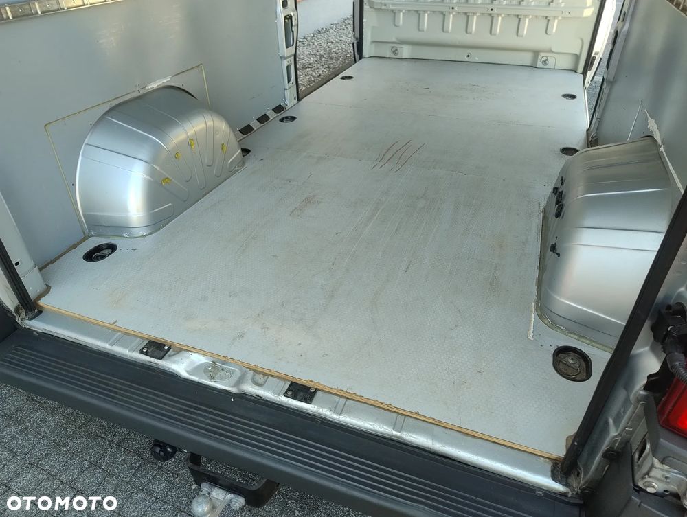 Peugeot BOXER PO LIFTINGU 2.2 HDI (150KM) 6-BIEGÓW (L3H2) MAX STAN SUPER IDEALNY KLIMA BOGATA OPCJA NIE MA RDZY 100% ORYGINAŁ KM SERWIS ! ! ! - 18