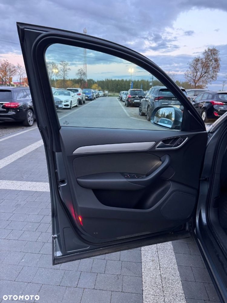Audi Q3 - 18