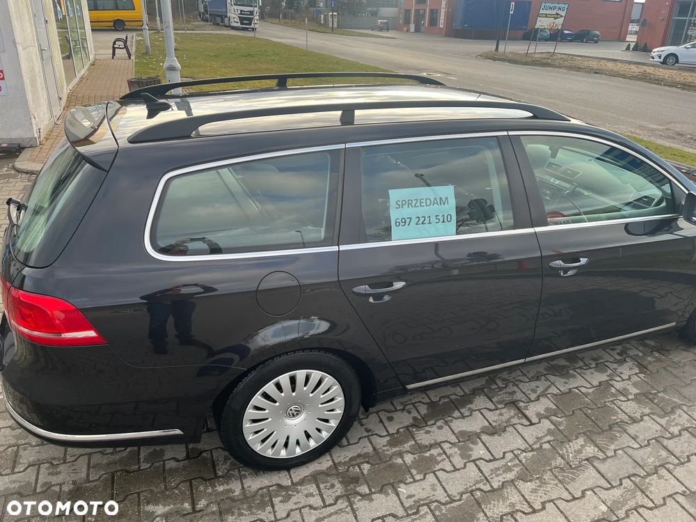 Volkswagen Passat 2.0 TDI Comfortline DSG - 11