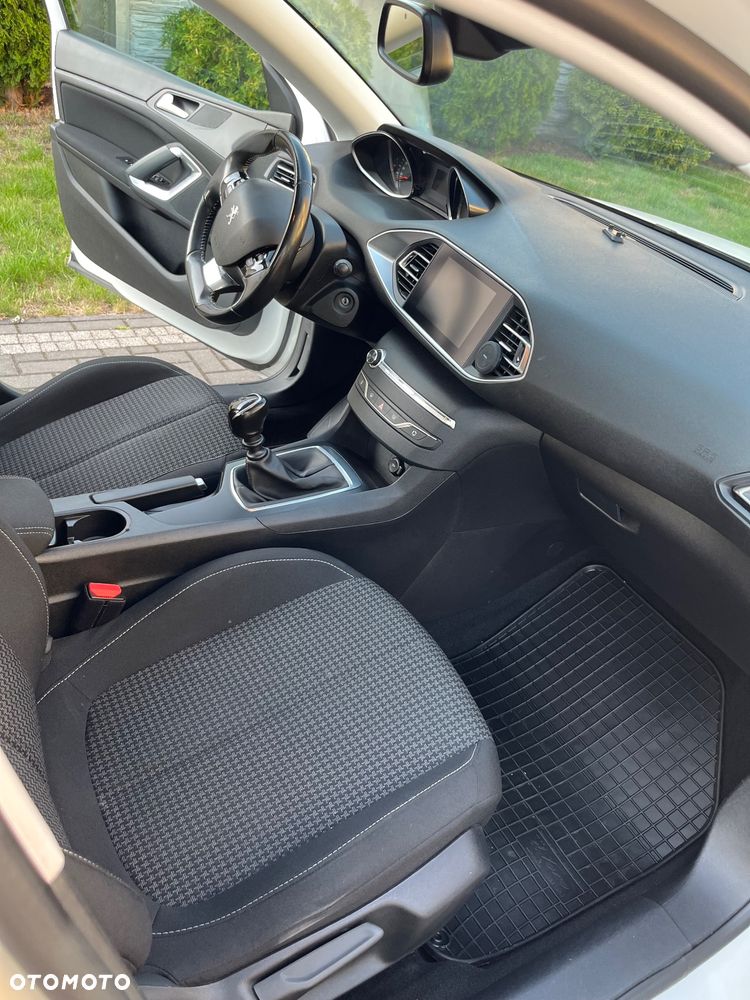 Peugeot 308 1.5 BlueHDi Active S&S - 14