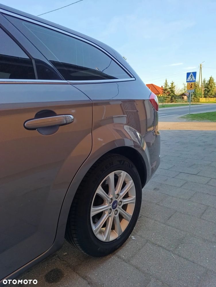Ford Mondeo 2.0 TDCi Ambiente - 9