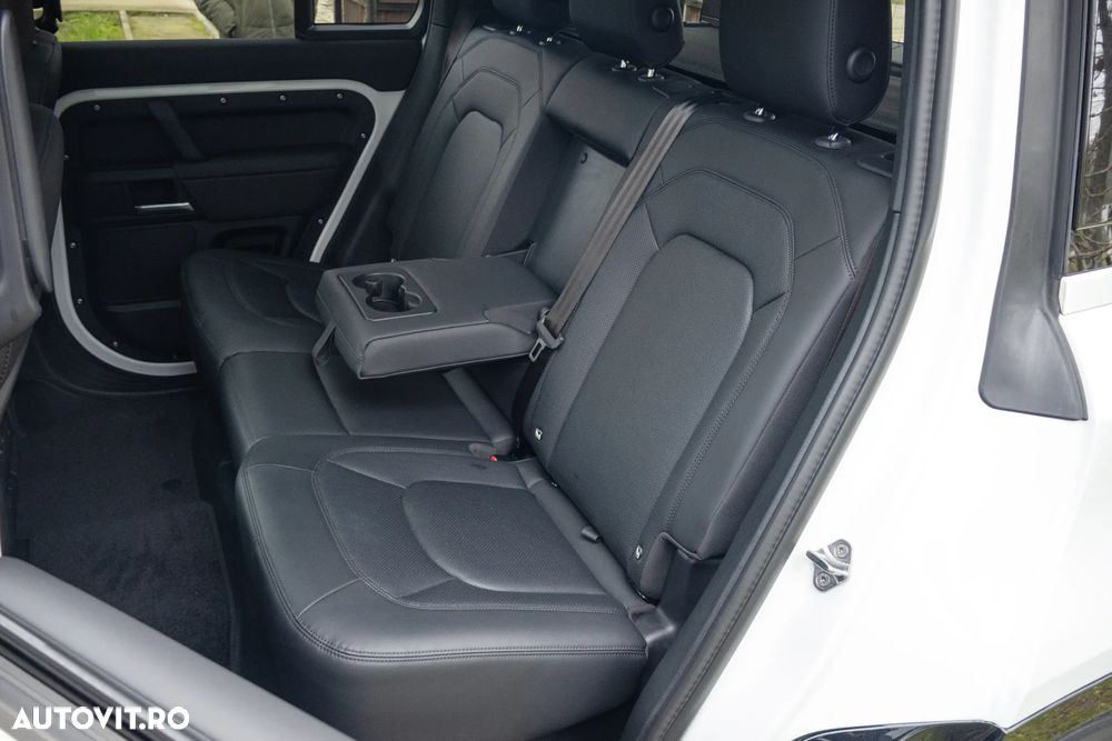 Land Rover Defender 110 3.0 D300 MHEV X-Dynamic SE - 31