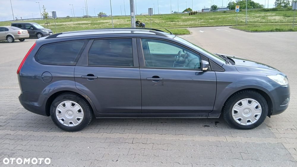 Ford Focus - 1
