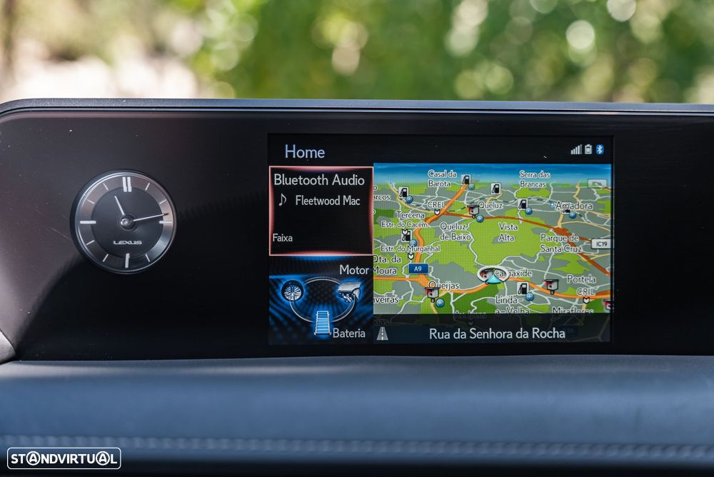 Lexus UX 250h Executive+ - 26
