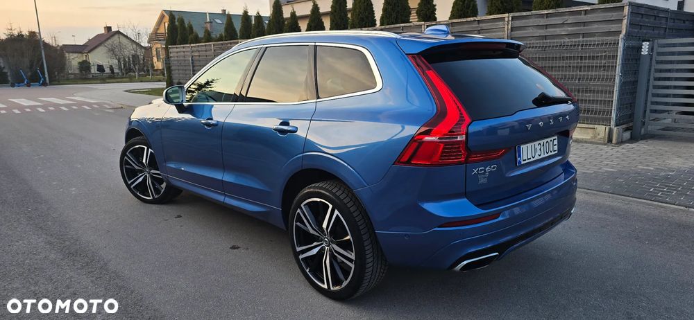 Volvo XC 60 T5 AWD R-Design - 6