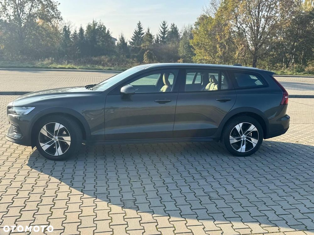 Volvo V60 Cross Country D4 AWD - 2