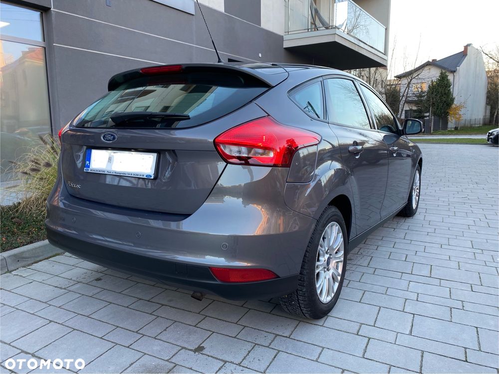 Ford Focus 1.6 Trend - 5