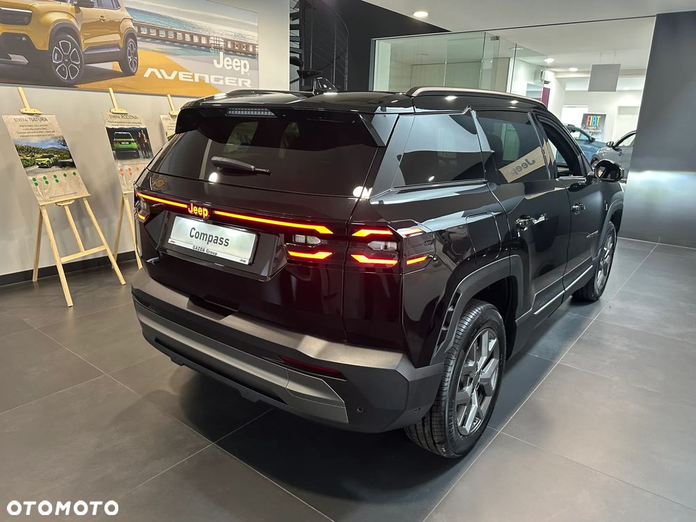 Jeep Compass 1.2 T3 mHEV First Edition FWD DCT - 6