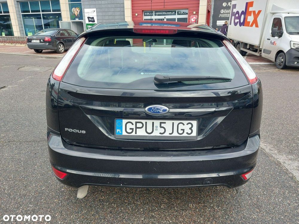 Ford Focus - 11