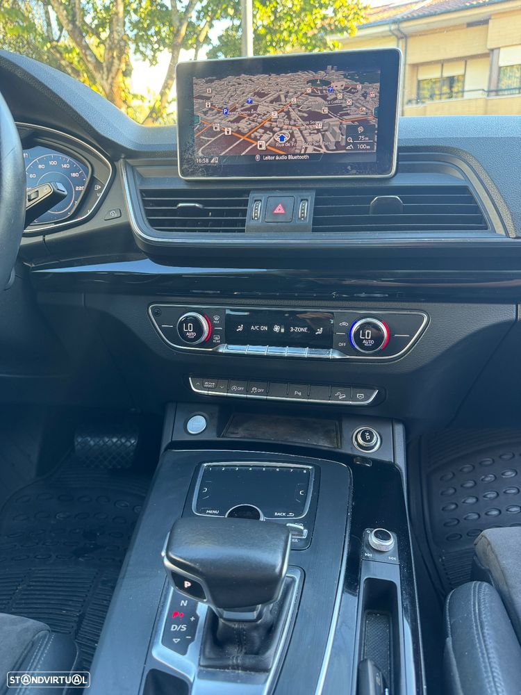 Audi Q5 40 TDI quattro S-line S-tronic - 9