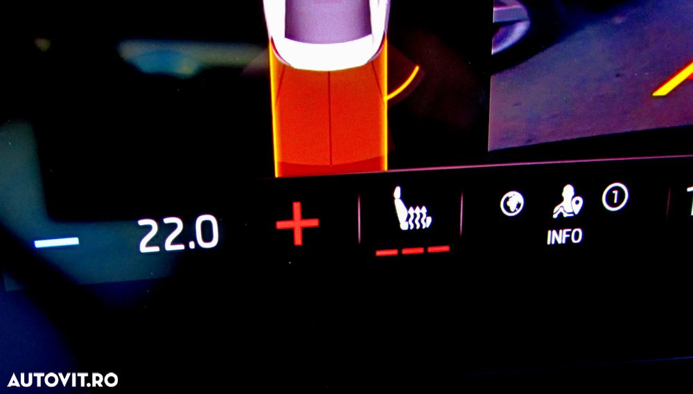 Skoda Octavia 2.0 TDI STYLE DSG - 8