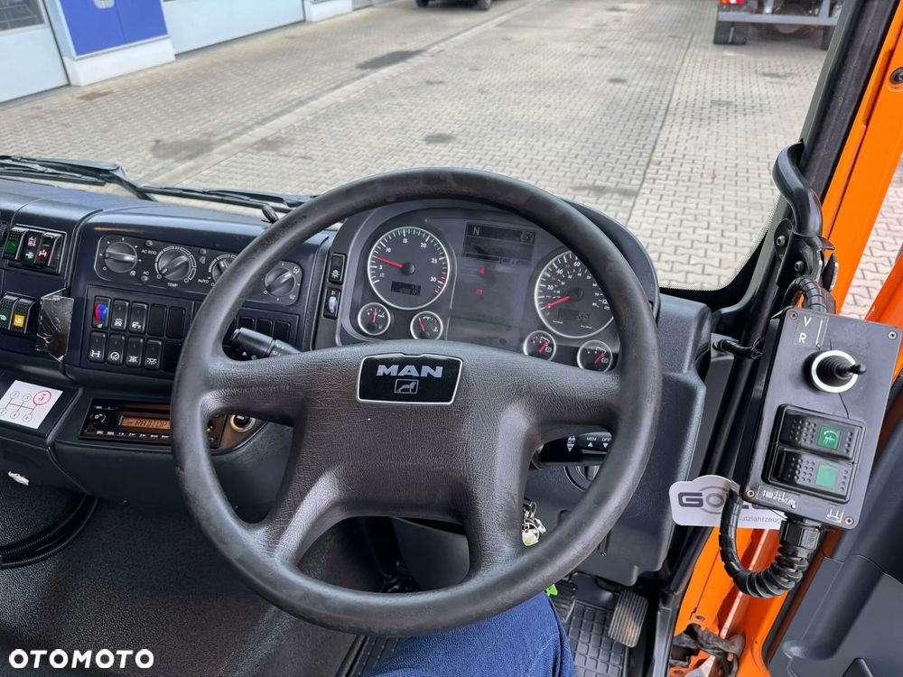MAN 12.220 4x2 BL EURO5 ZAMIATARKA VIAJET 5RHS - 16