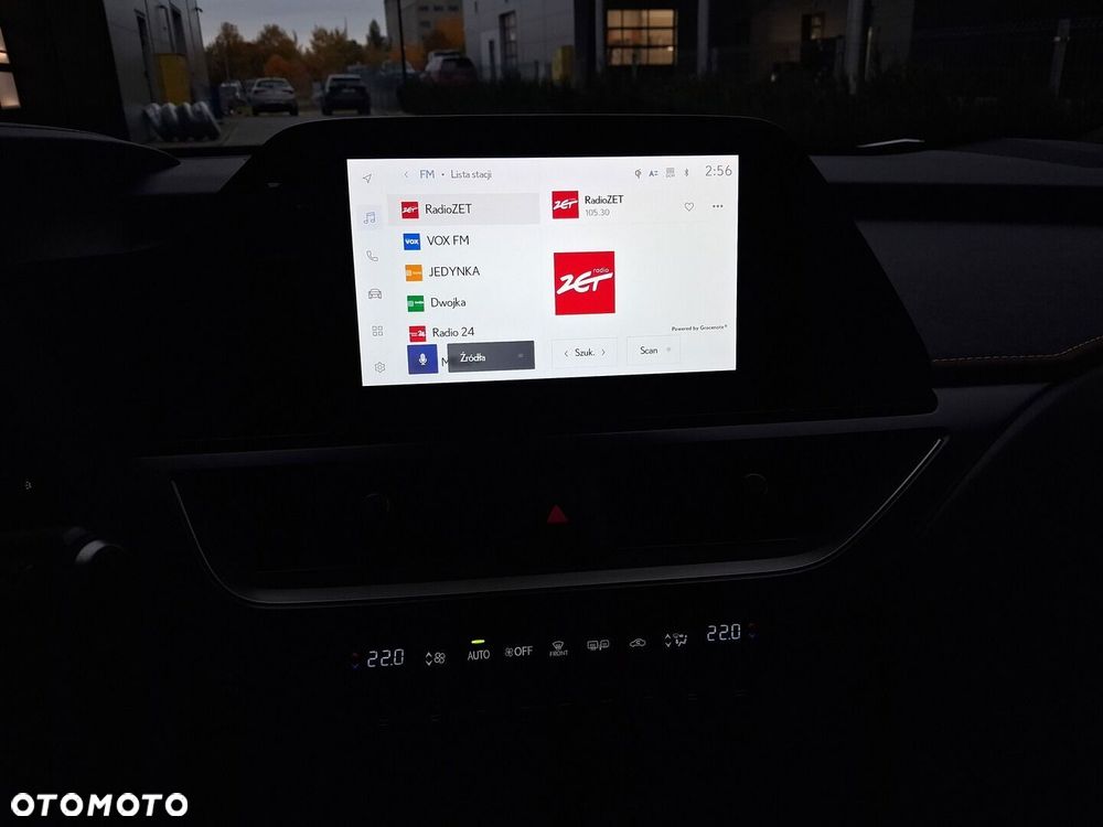 Lexus UX 300h Business - 14