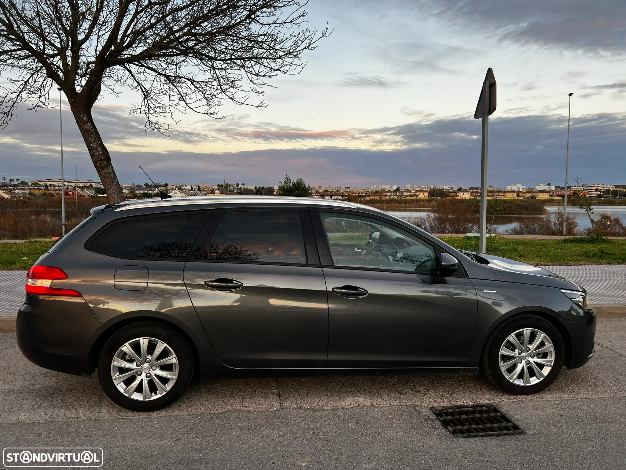 Peugeot 308 SW 1.5 BlueHDi Style - 6
