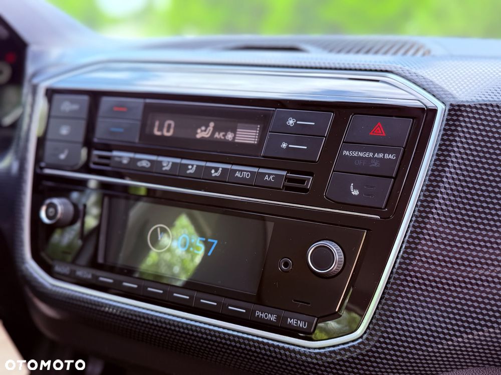 Volkswagen up! - 12