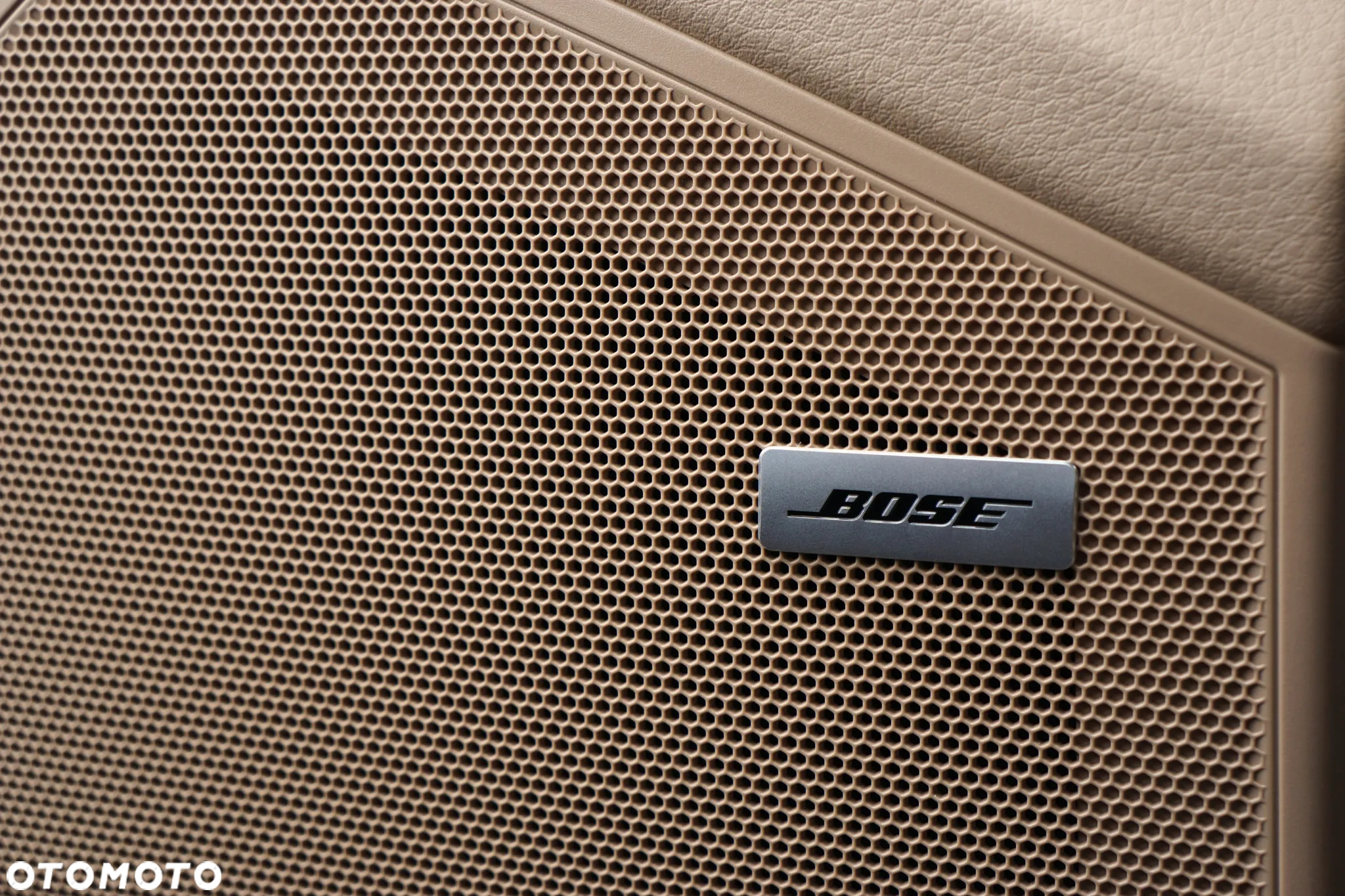 Porsche Cayenne Standard - 17