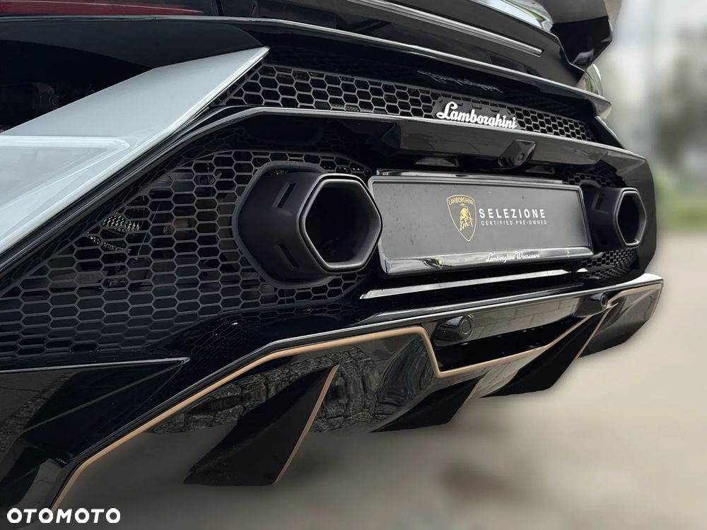 Lamborghini Huracan - 16