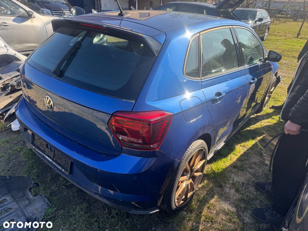 Volkswagen Polo - 3