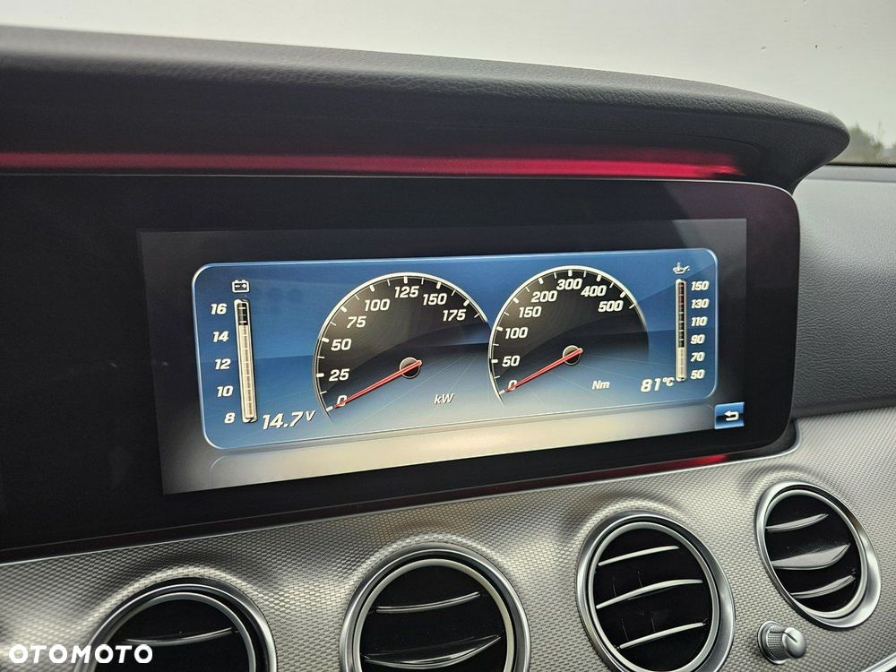 Mercedes-Benz Klasa E - 39