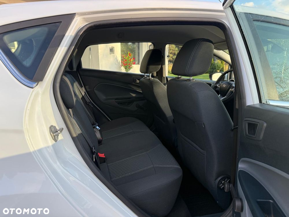 Ford Fiesta 1.25 Titanium - 21