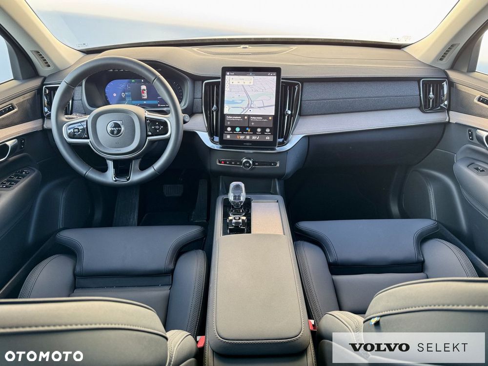 Volvo XC 90 - 9