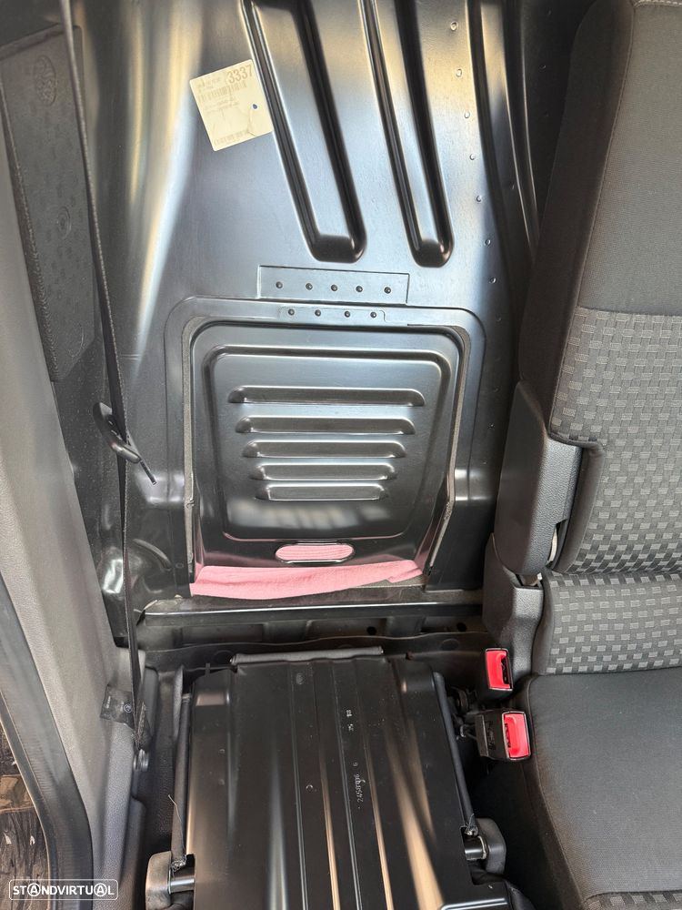 Ford Transit Connect 1.5 TDCi 230 L2 Active - 20